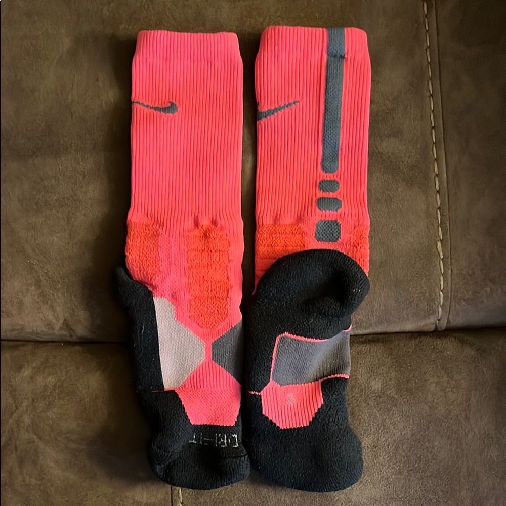 Nike Men's Pink and Black Athletic Socks